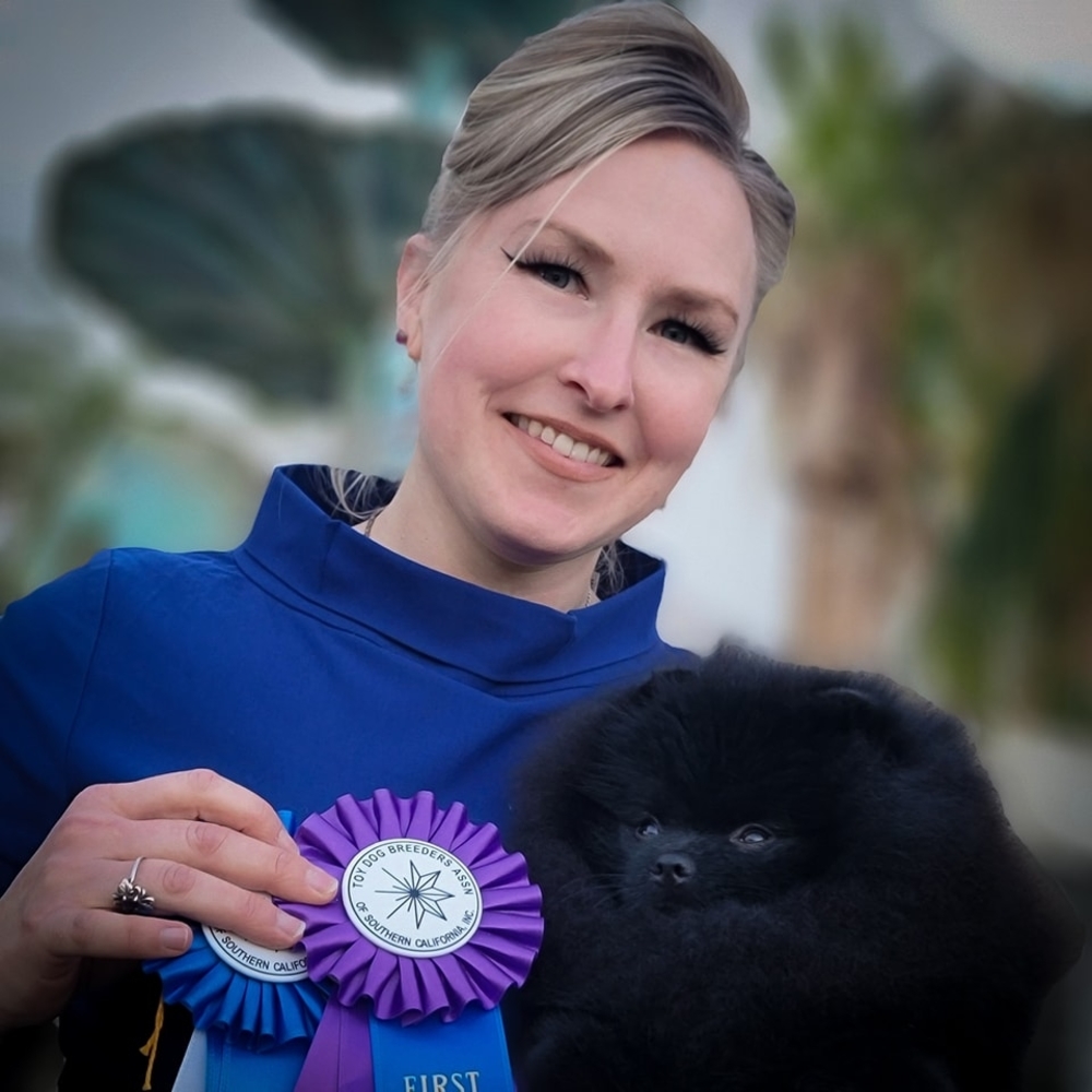 Meet your Posher, Whitney